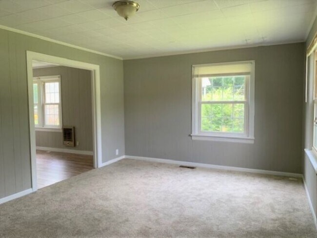Foto del edificio - 1229 Murfreesboro Hwy