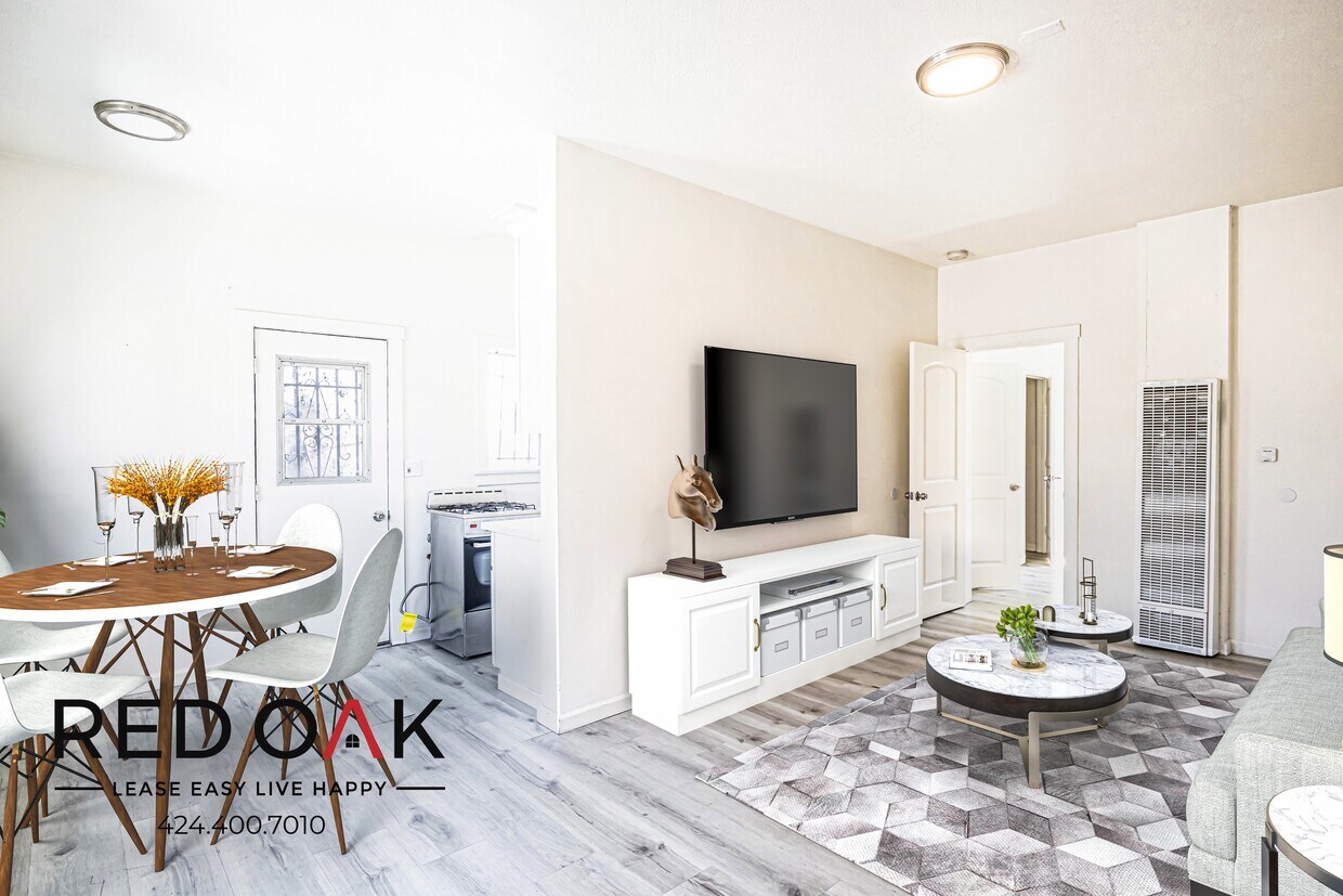 Primary Photo - Beautiful Bright, Spacious and Completely ...