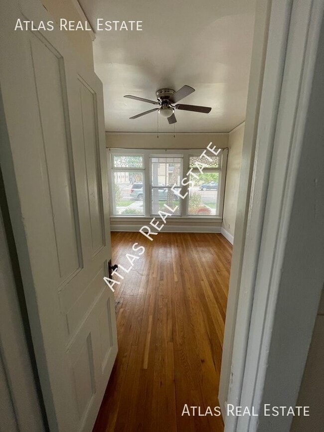 Foto del edificio - 604 N Weber Street