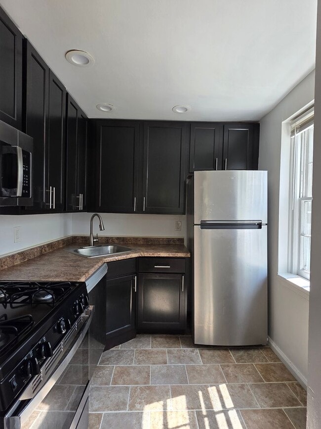 Building Photo - 2920 Woodpipe Ln