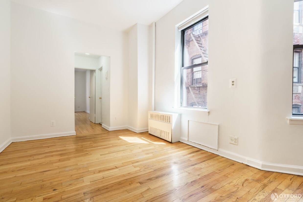 Primary Photo - 203 West 91st Street