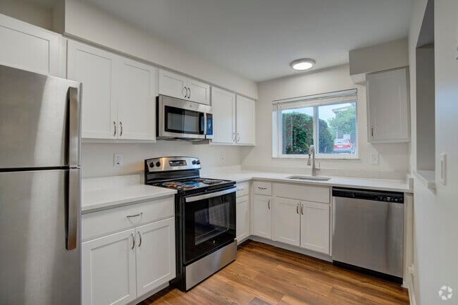 2BR-1BA-836SF - Kichen - Arbor Hills Apartments