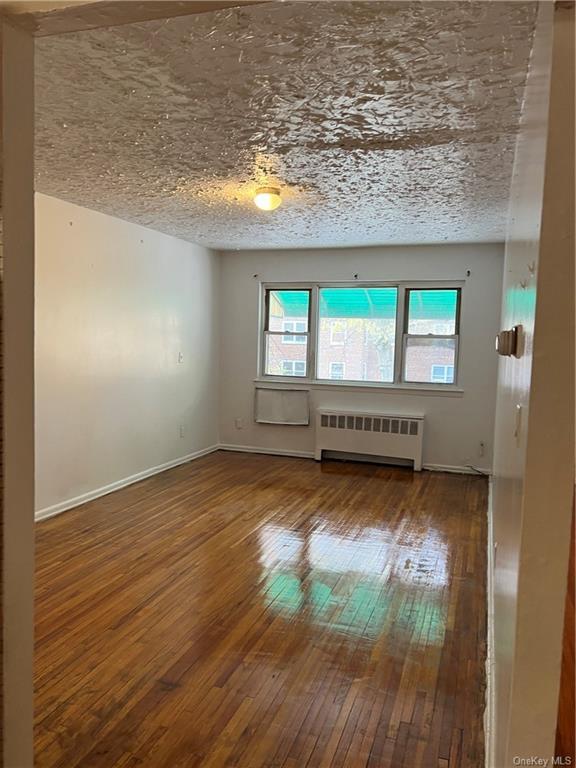 Building Photo - 2818 Olinville Ave