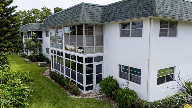 Foto del edificio - 2800 Indian River Blvd