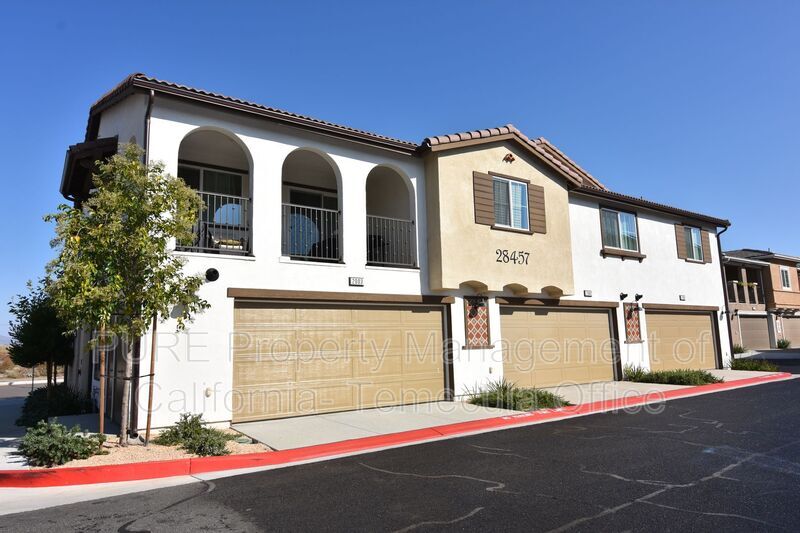 Foto principal - 28457 Songbird St