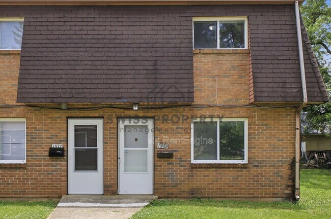 Foto del edificio - 1579 Briarwood Ave