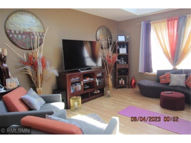 Foto del edificio - 1866 Wildflower Ct