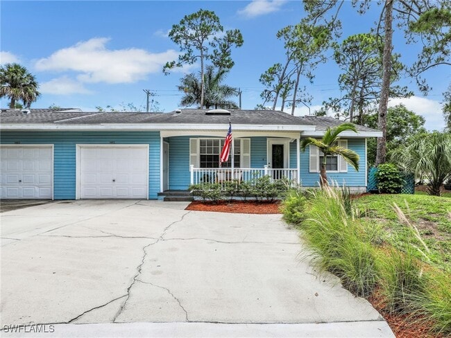 Building Photo - 1492 La Petite Ln