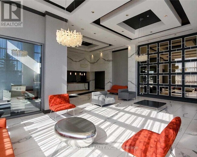 Building Photo - 3600 Hwy 7 W