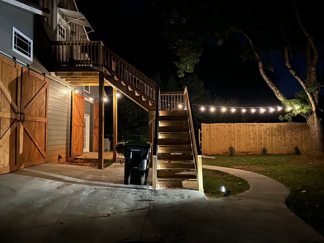 Foto principal - 9 Green Acres Dr