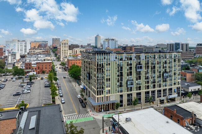 Aerial Photo - Ann Arbor City Club Apartments