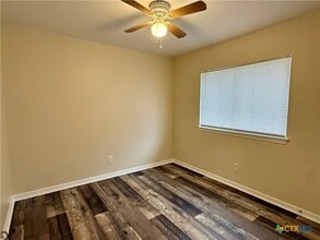 Building Photo - 501 Appaloosa Dr