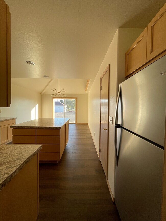 200 N 41st St, Yakima, WA 98901 House for Rent in Yakima, WA