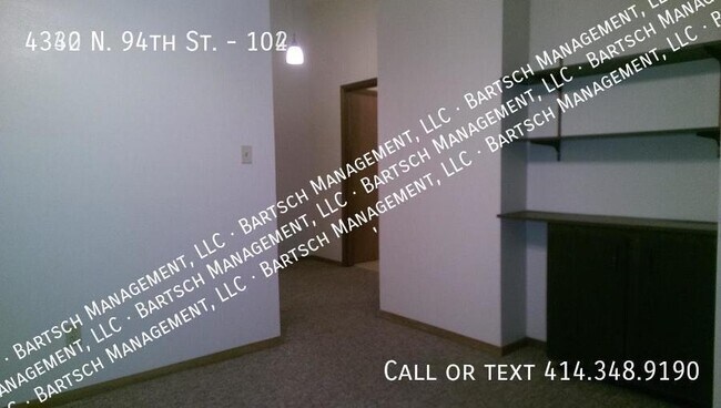 Building Photo - 4332 N 94th St