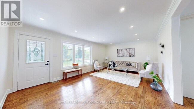 Building Photo - 303 Morris Rd