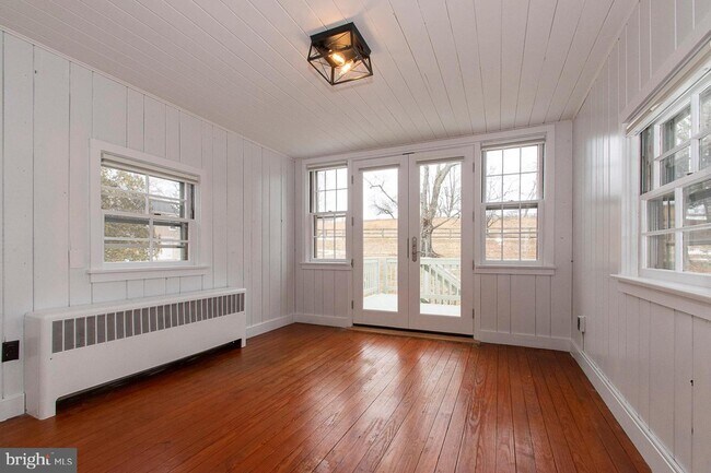Building Photo - 79 Worman Rd