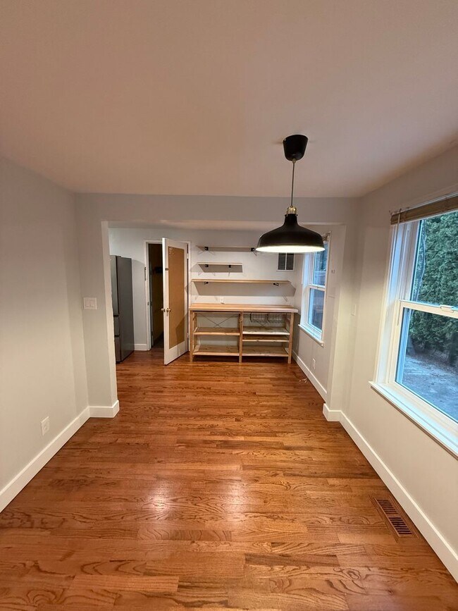 Foto del edificio - Charming 2-Bedroom Home in West Seattle’s ...