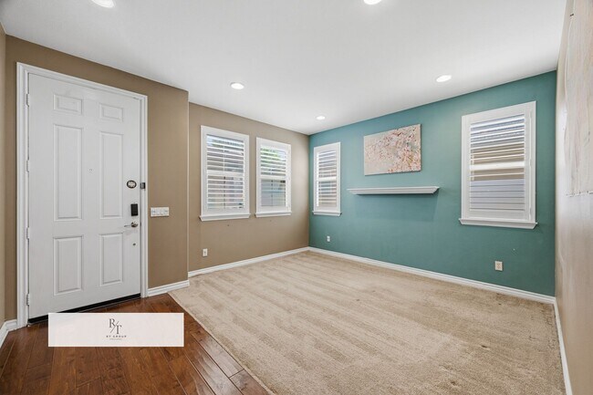 Foto del edificio - Spacious 4 Bed / 3 Bath Home in Jurupa Unified School District