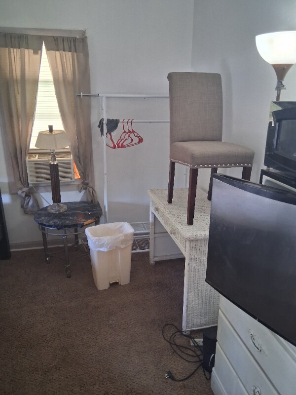 Foto del edificio - 5730 Jackson Ave