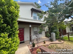 Primary Photo - 607 Burleson St