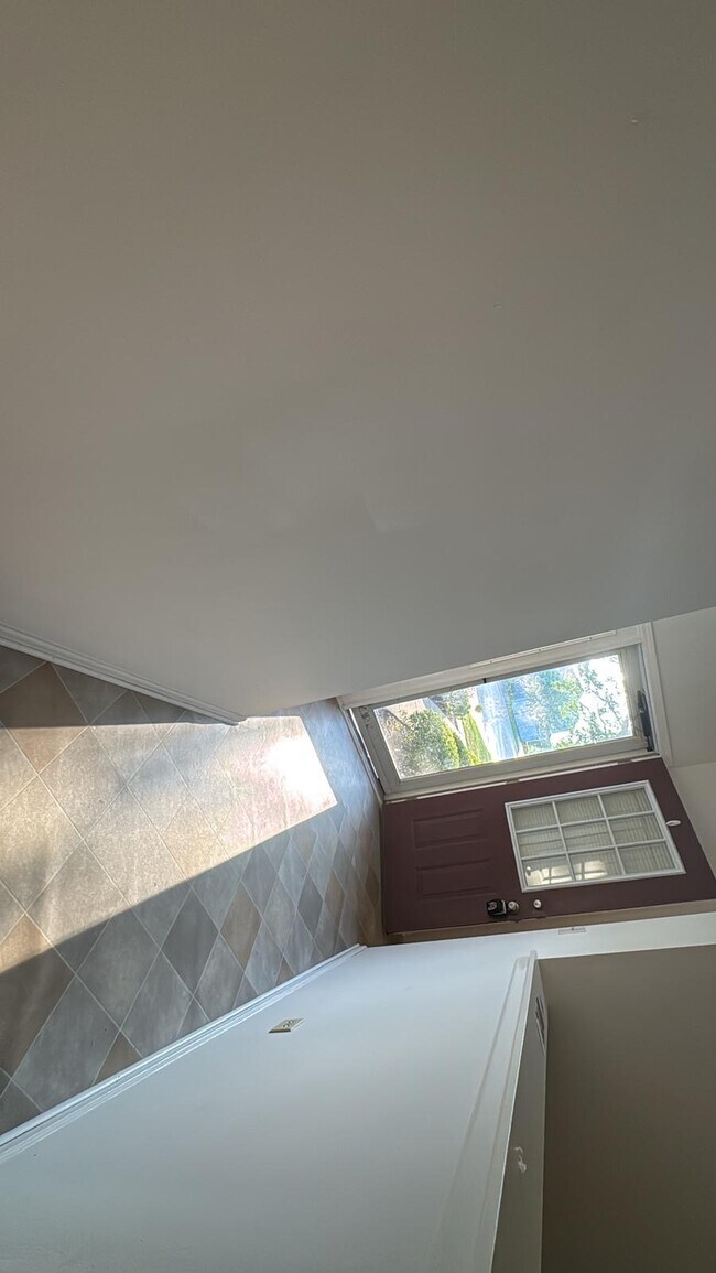 Foto del edificio - 17847 W Salisbury Dr
