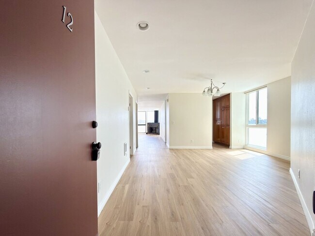 Building Photo - Panoramic Ocean and Lagoon Views