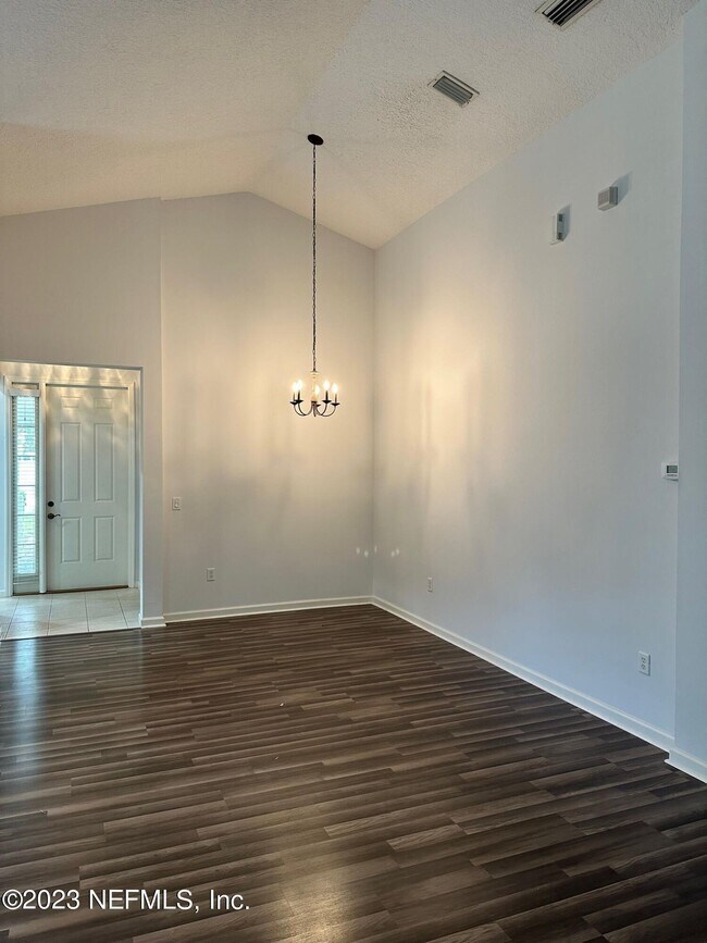 Building Photo - 660 Copperhead Cir