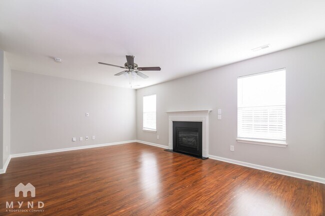 Foto del edificio - 4006 Springfield Creek Dr