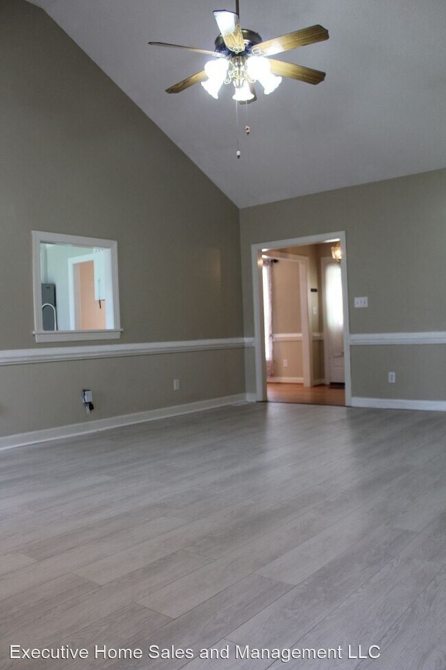Foto del edificio - 3 br, 2 bath House - 420 Hunters Creek Dr