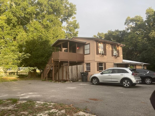 Building Photo - 4570 Transport Rd