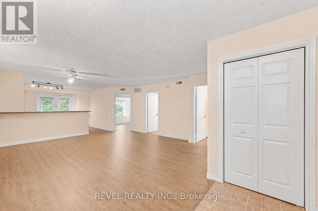 Building Photo - 1441 Walkers Line