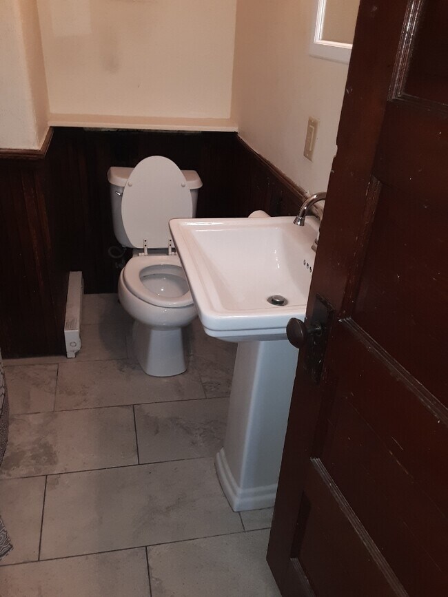 Bathroom - 46 Winter St