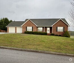 Building Photo - 2540 Covington Cir