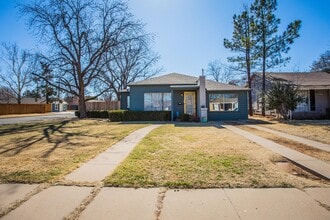 Building Photo - 2201 31st St