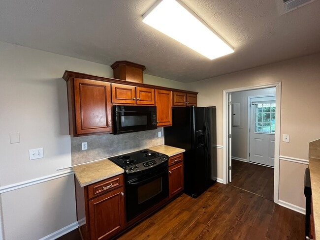 Foto del edificio - Beautiful Total Electric Home In Phenix Ci...