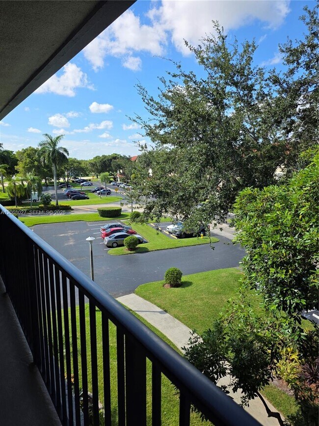 Foto del edificio - 1000 SW 128th Terrace
