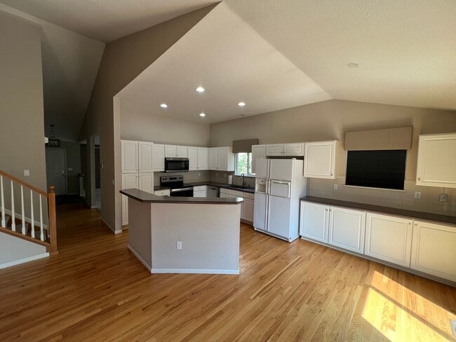 Photo - 1848 S Tamarac St House