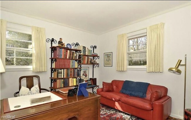 Foto del edificio - 754 Carlisle Dr