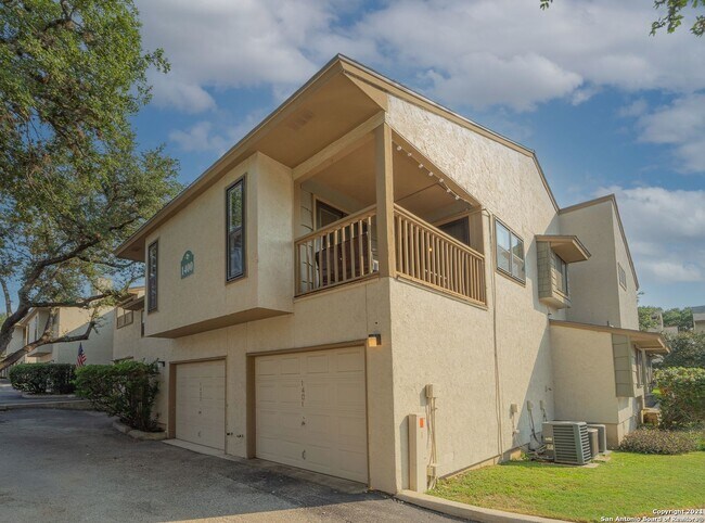 Foto del edificio - 14122 Churchill Estates Blvd