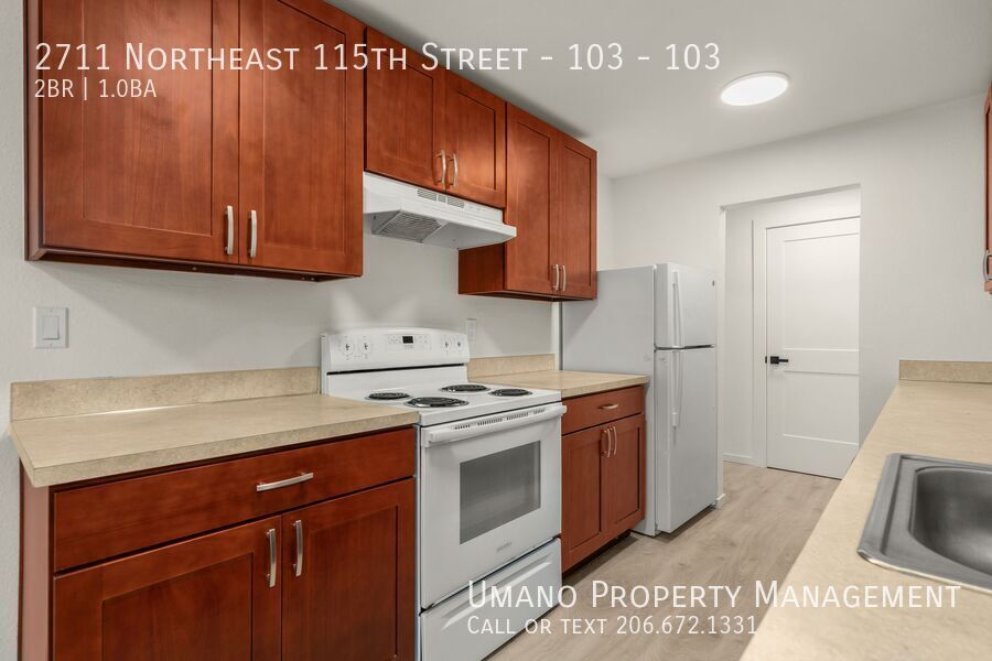 Foto principal - 2711 NE 115th St