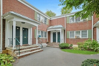 Building Photo - 580 Bedford Rd