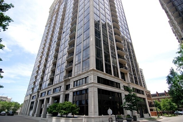 Building Photo - 233 E 13th St