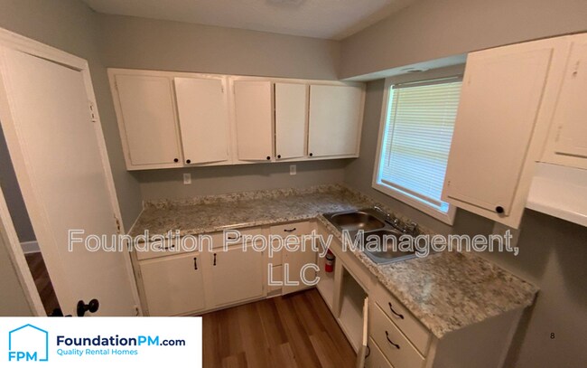 Foto del edificio - 1711 Coral Hills Dr