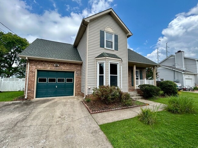 Building Photo - 1225 Cobblestone Ln