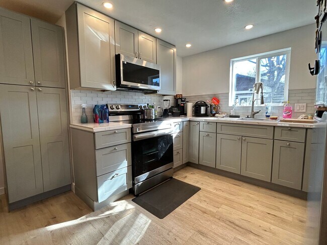 Foto del edificio - 515 S Meridian Rd