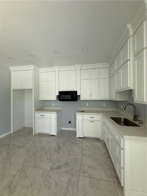 Foto del edificio - 903 Skyview St