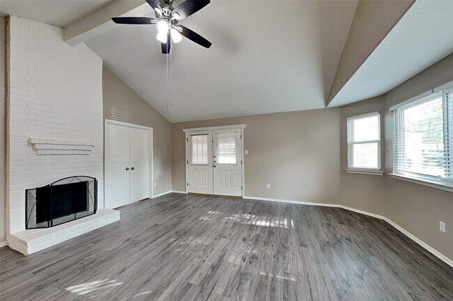 Foto del edificio - 9906 Dornoch Dr