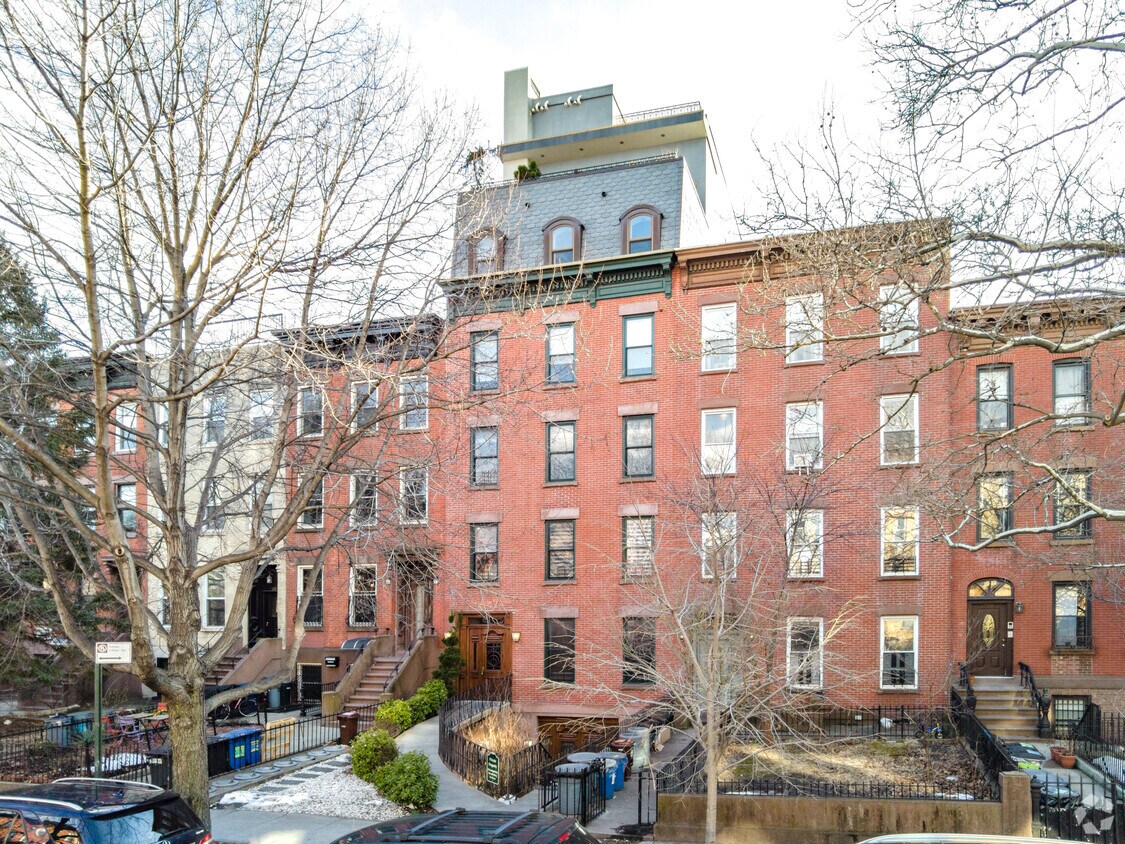 Foto principal - 116 3rd Pl