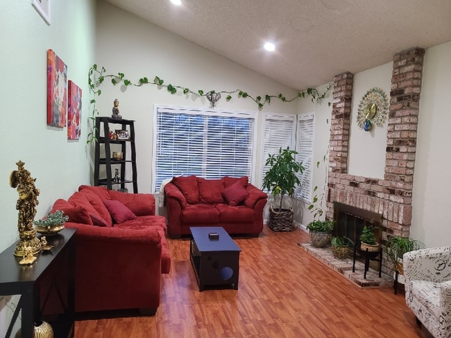 Photo - 4621 Donalbain Cir House