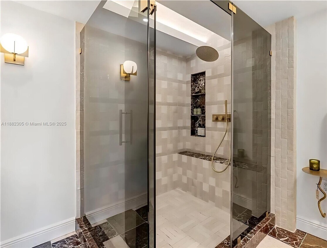 Foto principal - 4000 Towerside Terrace